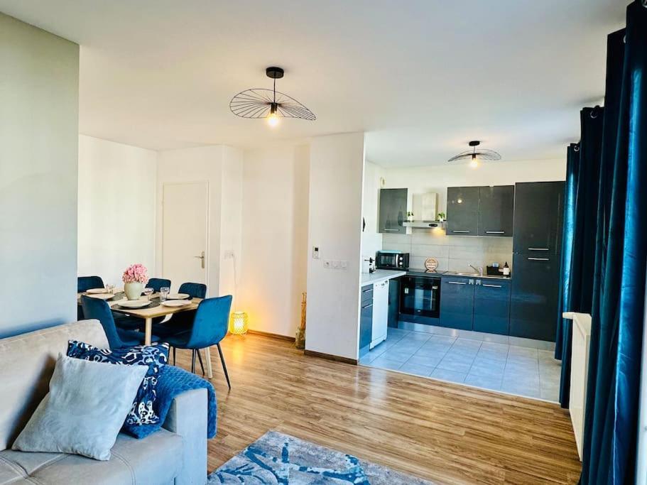 Appartement Le S - 6 Personnes Disneyland Et Paris Serris Kültér fotó